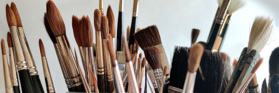 Οδηγός για τον καθαρισμό των πινέλων σας!