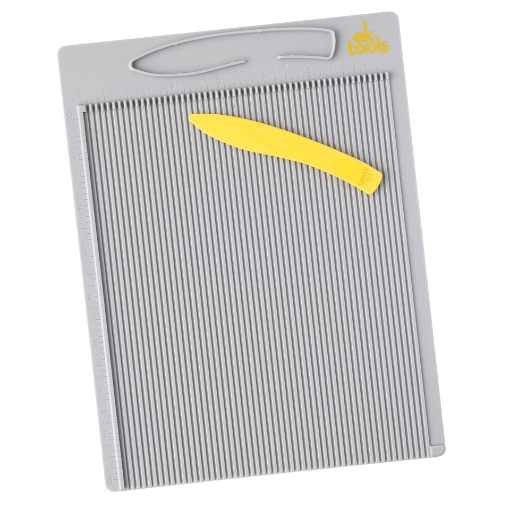 Picture of EK Tools Mini Scoring Board – Μίνι Επιφάνεια Πίκμανσης με Bone Folder & Οδηγό Μετρήσεων για Φακέλους & Μικρές Κατασκευές