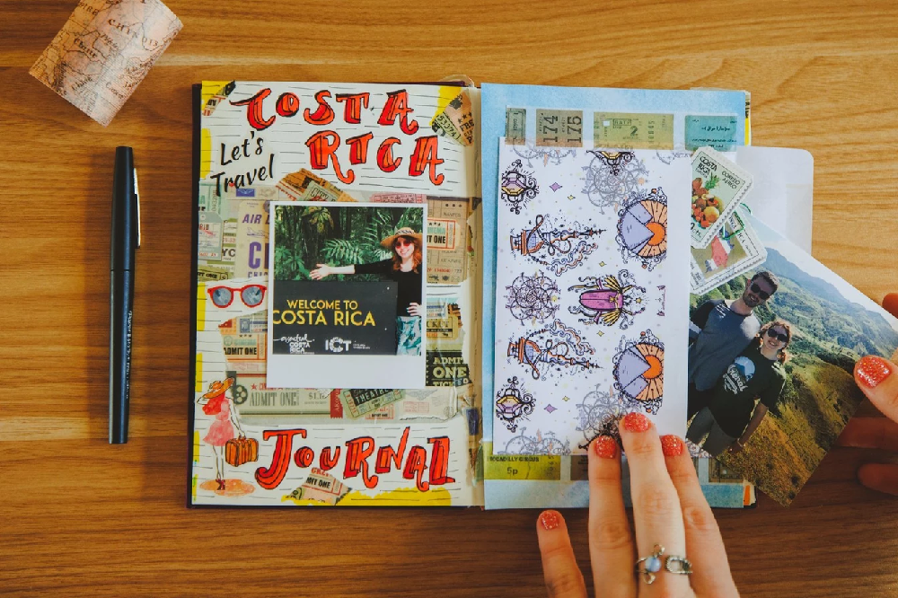 Travel journal pocket idea